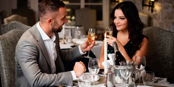 Valentýnské menu pro dvě hrdličky: 3 chody a barevný koktejl na přípitek