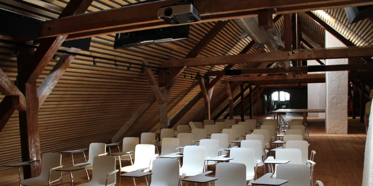 Galerie Středočeského kraje (GASK) a vizuální herna pro jednotlivce i rodiny