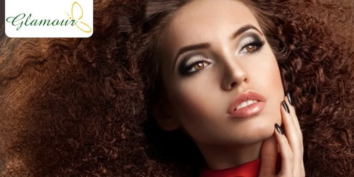 260 Kč za střih, mytí, foukání, styling, regenerační zábal a masáž v salonu Glamour v Liberci. Sexy účes, který vám bude na dovolené slušet. Sleva 50 %.
