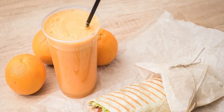 Nakopněte svůj den: Velký fresh juice a zdravá tortilla pro dva v centru Brna