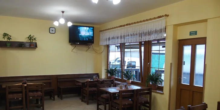 Šumava od jara do léta: pobyt v Hartmanicích s jídlem + 1 dítě do 10 let zdarma