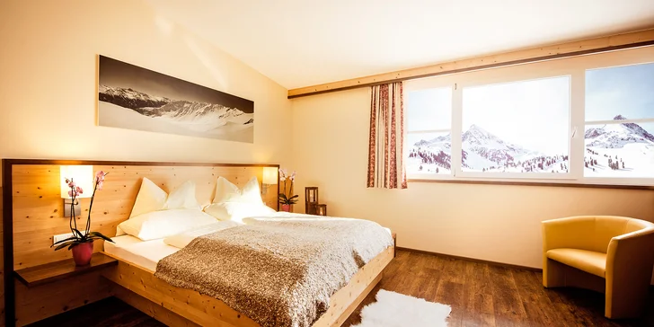 Môžete si vybrať 2-lôžkovú alebo rodinnú izbu, prípadne niektorý z apartmánov.