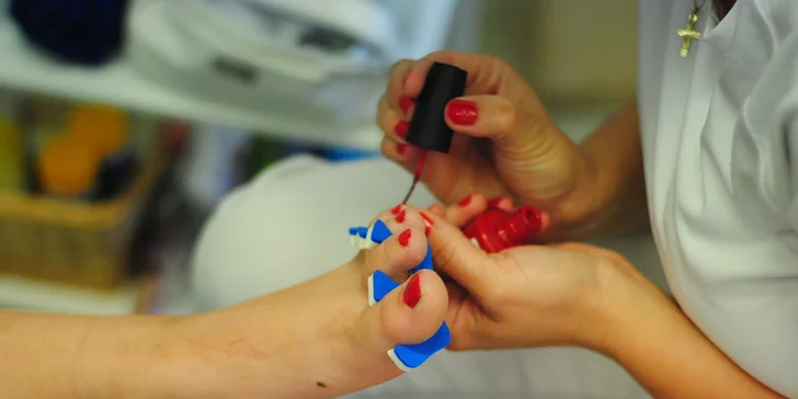 Wellness pro vaše nožky: pedikúra s přírodní kosmetikou Just