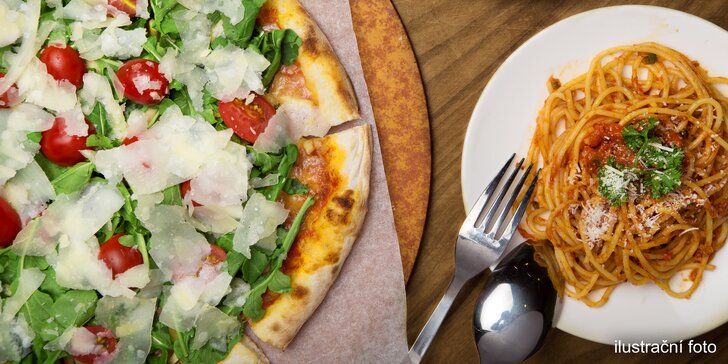 Tradiční italské speciality: pizza, pasta, salát nebo rizoto dle výběru
