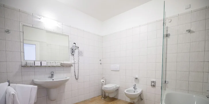 Vlastní koupelna je samozřejmostí. 