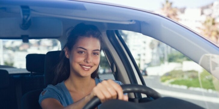 Ovládněte volant za 2-3 měsíce: Kurz na řidičský průkaz sk. B