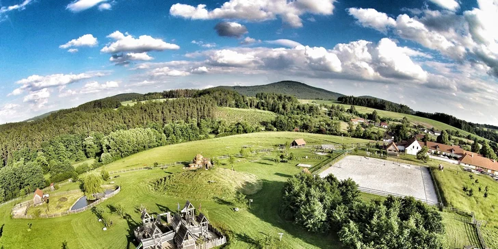 Rodinný pobyt na Farmě Blaník se snídaní, spoustou zážitků a zvířátek