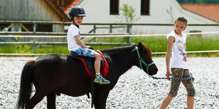 Rodinný pobyt na Farmě Blaník se snídaní, spoustou zážitků a zvířátek