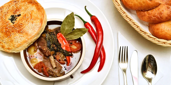 Nahlédněte pod pokličku uzbecké kuchyně: 4chodové degustační menu pro dva