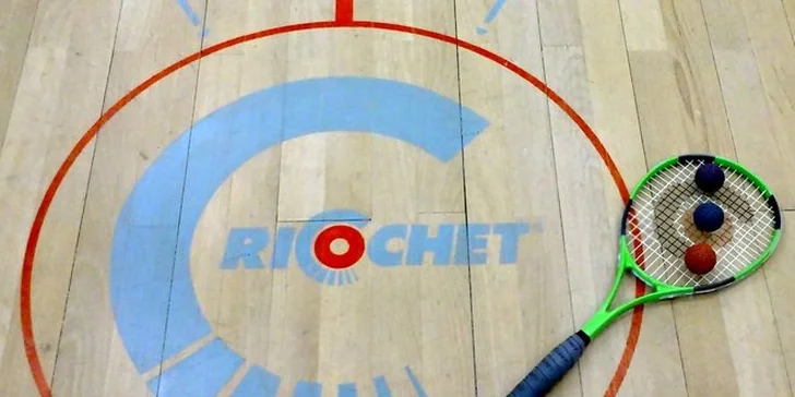 Vyzkoušejte ricochet: 60 minut na kurtu pro neomezený počet hráčů