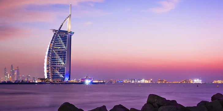 Letecky do Dubaje: 4 noci v hotelu s bazénem, výlety do pouště i za zábavou