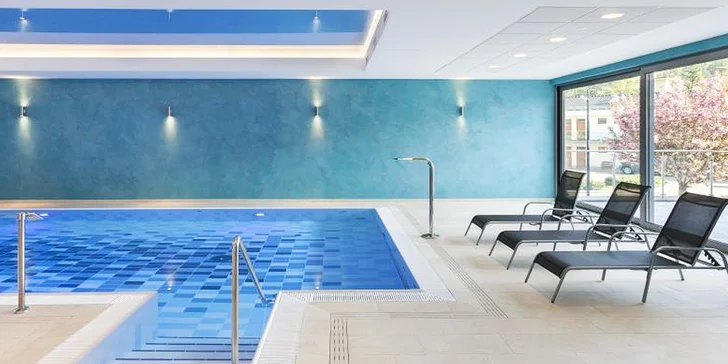 Relaxace v Trenčianských Teplicích: polopenze, sauny, bazén a další wellness