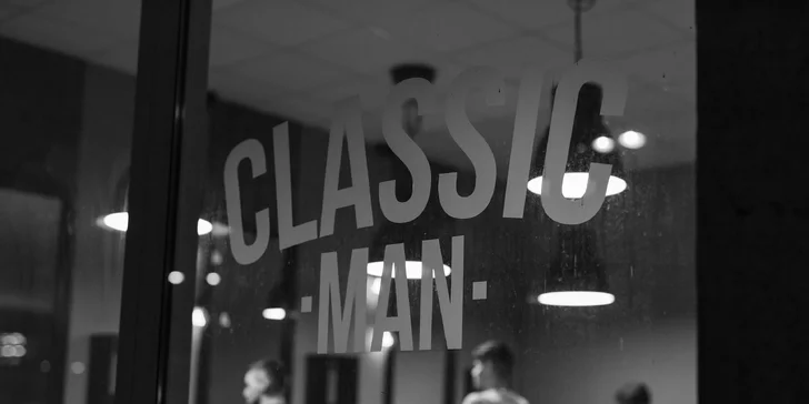 Proměna ve šviháka klasickou metodou: Péče o vousy i vlasy v barber shopu
