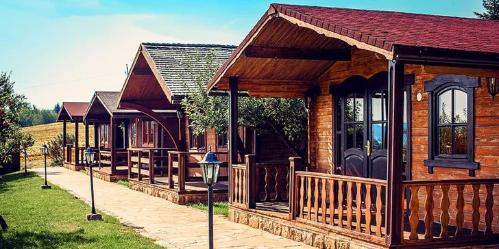 Pohodový oddych pro dva se snídaní a relaxem nedaleko ZOO a safari Dvůr Králové
