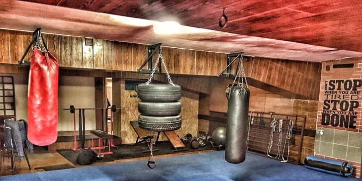 3 lekce kruhového tréninku, boxu nebo muay thai + 3x iontový nápoj