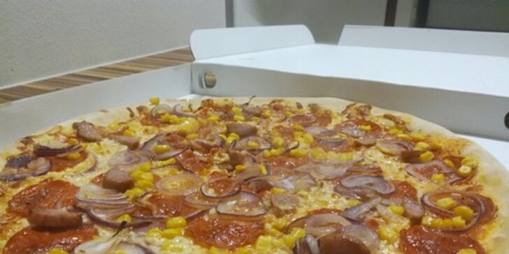 Jídlo už je na cestě: 2 křupavé pizzy po italsku či americku s možností rozvozu