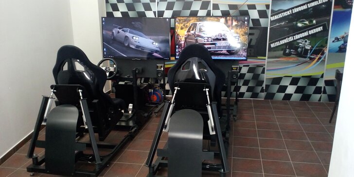 Realistický závodní simulátor Formula 1 až pro 4 kamarády