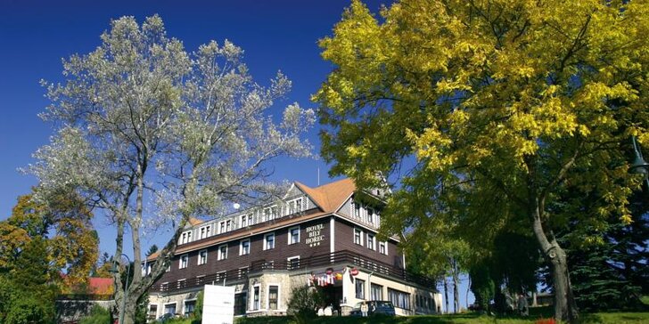 Jaro a léto v Harrachově: horský hotel s relax centrem a polopenzí – do září 2017