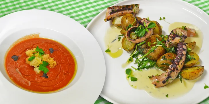 3chodové degustační menu: krémová polévka, chapadla z kalamárů a palačinky