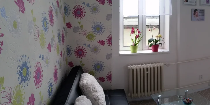 Kurz líčení, kosmetické poradenství nebo svatební vizáž