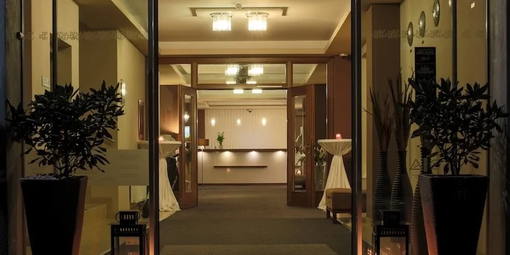 Privátní wellness pro 2 osoby: 1,5 hodiny lenošení ve whirlpoolu a sauně