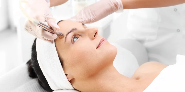 Zdravotnické ošetření: Regenerace a projasnění pleti metodou microneedling