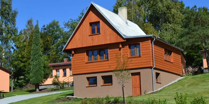 Beskydská pohoda ve srubu pro 4–6 osob: farmářská polopenze, relax a sport