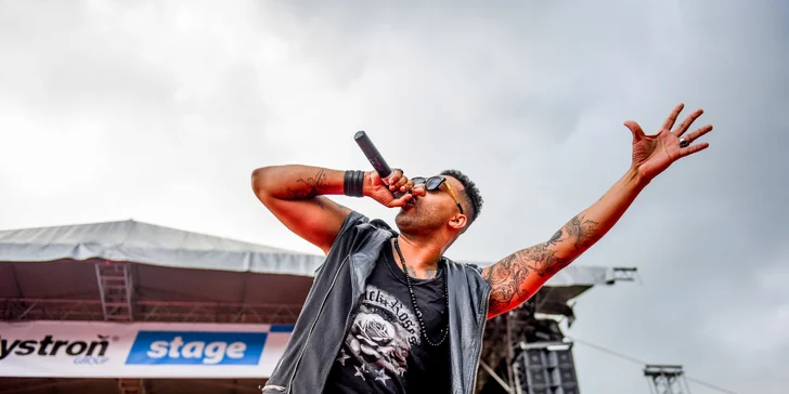 Těšit se můžete na duo The Outhere Brothers, na americkou R&B skupinu Londonbeat nebo třeba na německé eurodance uskupení Master­boy & Beatrix Delgado.