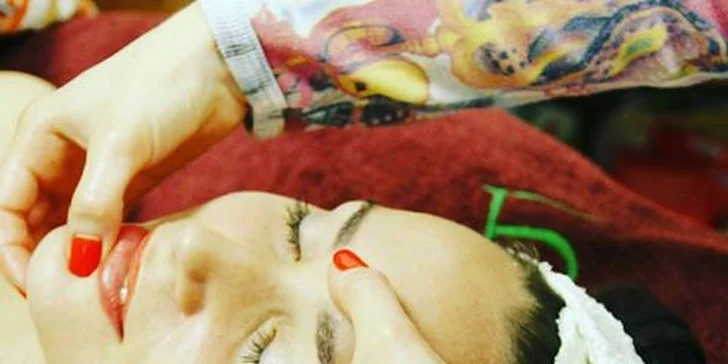 Ájurvédský relax pro každého - masáž hlavy či úleva zádům