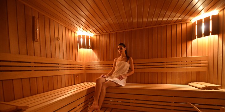 Božská kombinace: 2 hodiny v privátní sauně a masáž pro dvě osoby