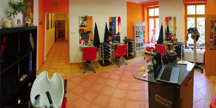Nový účes: Barvení italskými barvami Orofluido, styling, foukaná i speciální regenerační maska