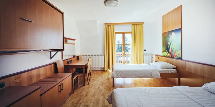 Budete mať pripravenú modernú izbu až pre 4 nocľažníkov.