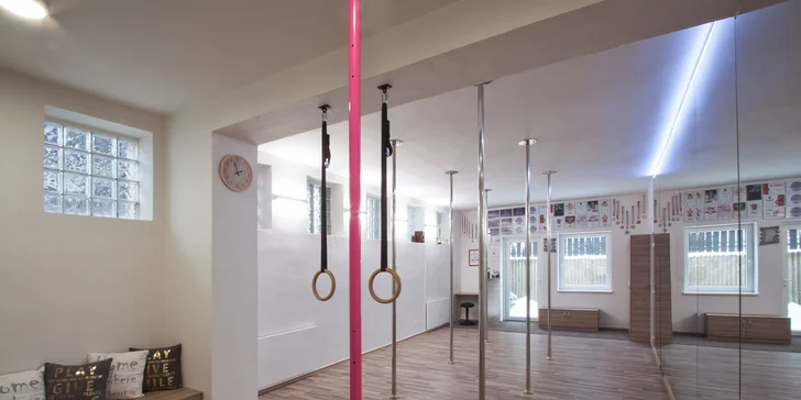 Rozhýbejte podzim: 1, 3 nebo 5 libovolných lekcí od pole dance po body form