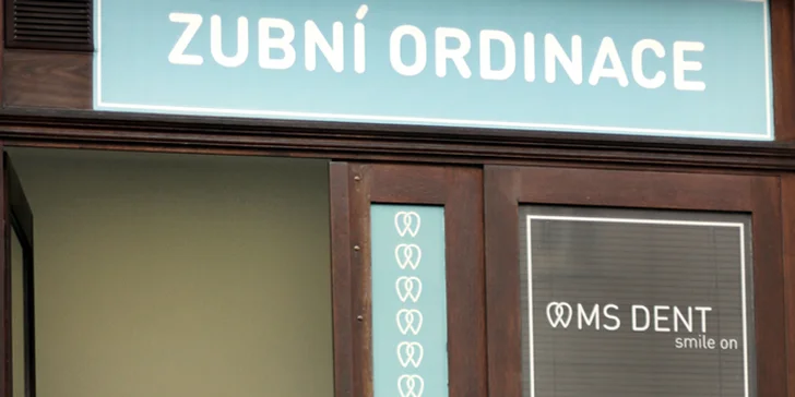 Na cestě za dokonalým úsměvem: Dentální hygiena v délce 45 minut