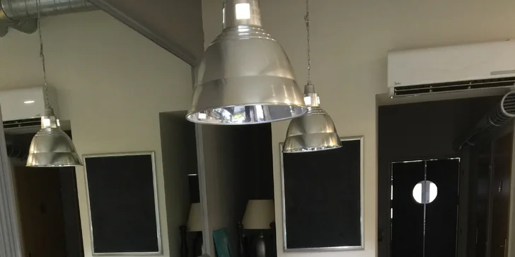 Mega döner nebo dürum s kuřecím masem a k tomu polévka nebo pití