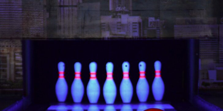 Hodinový pronájem bowlingové dráhy až pro 8 hráčů