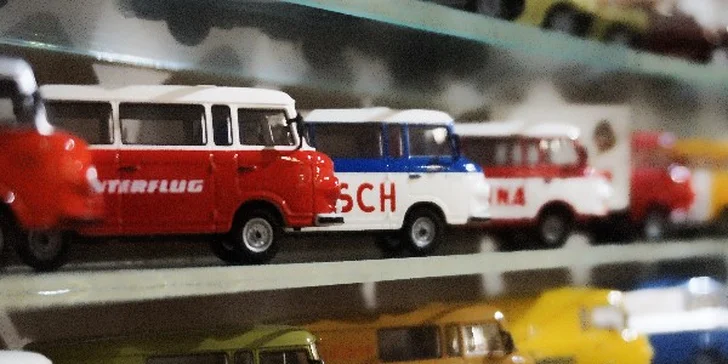 Sbírka modelů autíček