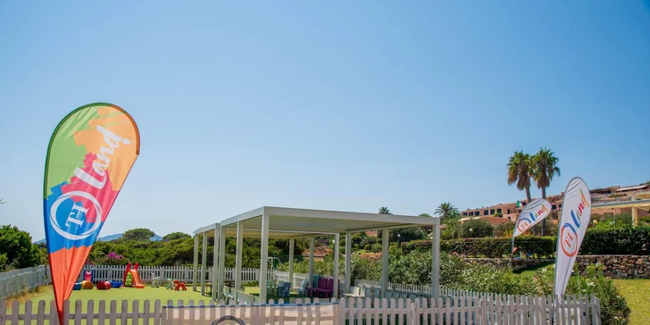 Resort je pro děti jako stvořený díky propracovanému dětskému klubu TH Land, který je rozdělen do tří věkových skupin od 3 až do 17 let.