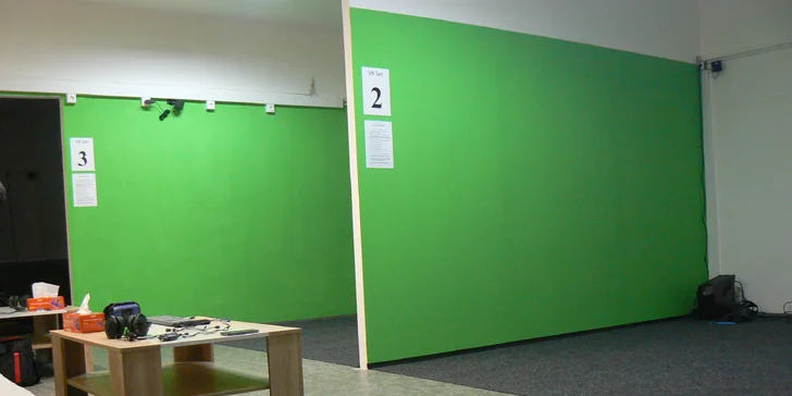 Skvělá zábava pro celou partu: 1 či 2 hodiny virtuální reality až pro 4 kamarády