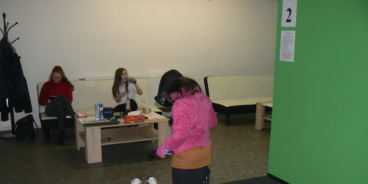 Skvělá zábava pro celou partu: 1 či 2 hodiny virtuální reality až pro 4 kamarády