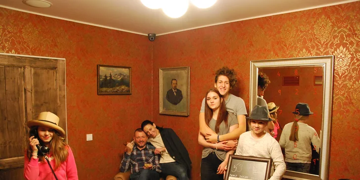 Únik z tajemné pracovny: hodinová escape game pro skupinu 2–6 hráčů