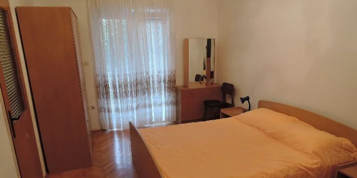 Vodice v Chorvatsku: 7 nocí v apartmánu s dopravou + dítě do 4,99 let zdarma