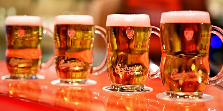 S kamarády na pivo: 4 orosené půllitry tankového Budvaru na Starém Městě