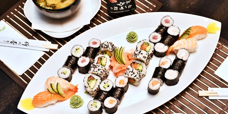 Set plný úžasných sushi rolek: 24 nebo 44 kusů a dvě miso shiru polévky