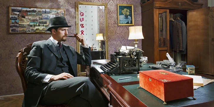 Únik z tajemné pracovny: hodinová escape game pro skupinu 2–6 hráčů