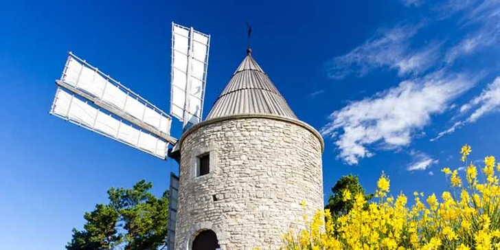 Srpnový zájezd do Provence se 3 noclehy: Cannes, Pont du Gard, Marseille i Arles