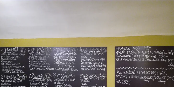 Burger menu z lokálních zdrojů: Cibuláč a k němu hranolky, salát nebo polévka