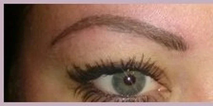 Permanentní make-up obočí technikou vláskování - nové nebo oživení