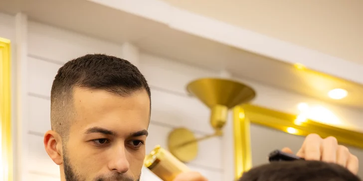 Luxury full service balíček zahŕňa aj masáž hlavy a aplikáciu pleťovej masky
