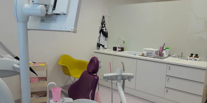 Oslňte okolí zářivým úsměvem: Ordinační bělení zubů peroxidovým gelem